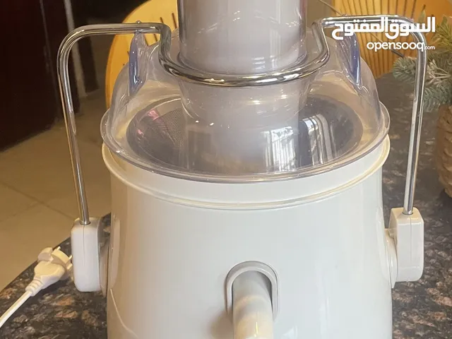 عصارة جزر تفاح والعديد من الفواكه ..مولينكس فرنسي مستخدم مرة واحدة