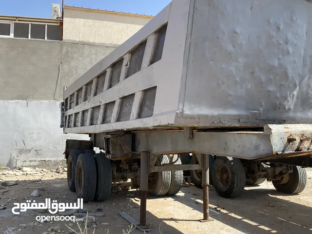 Box Iveco 2004 in Tripoli