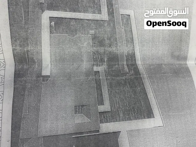 195 m2 3 Bedrooms Townhouse for Sale in Tripoli Al-Serraj