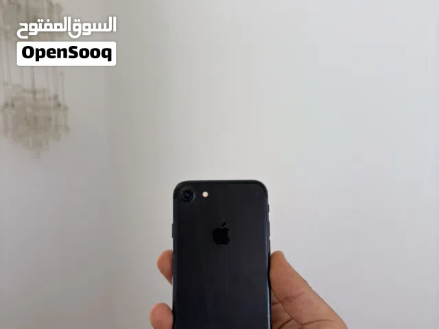 Apple iPhone 7 32 GB in Tripoli