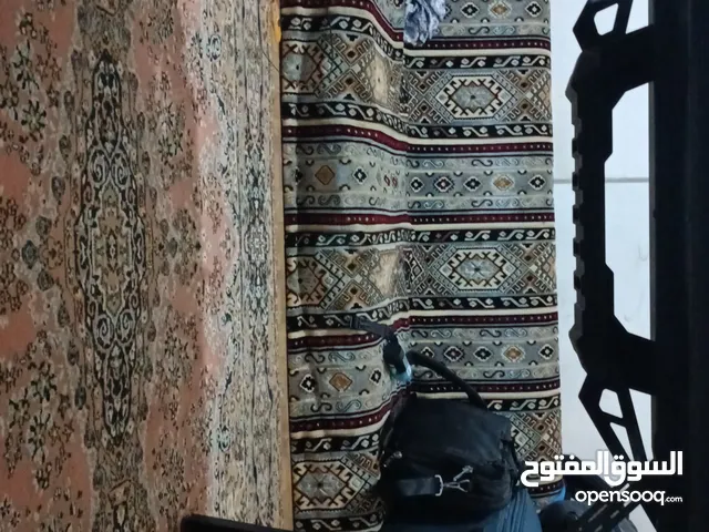 طاوله قيمينج مستعمله شهر بس