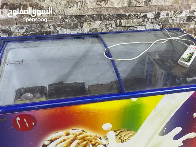 عارضات مجمده