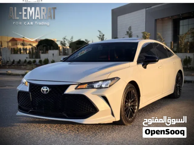 2019 تويوتا افالون XSE