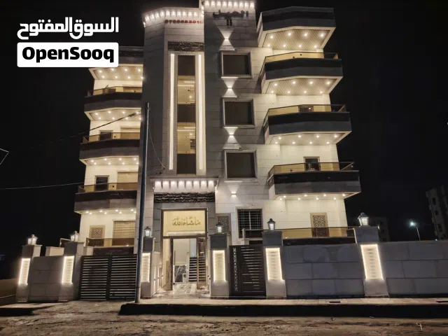 شقه فاخره ثالث فني 155م للبيع على دوار الثقافة خلف مخابز قاسيون وبن العميد