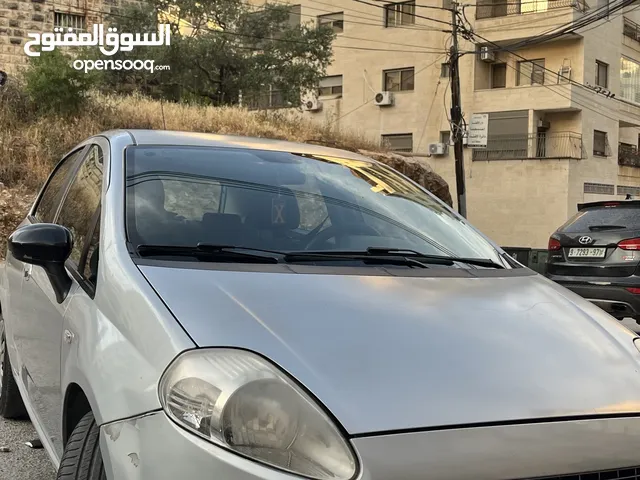 فيات بونتو 2008 للبيع سياره مرتبه