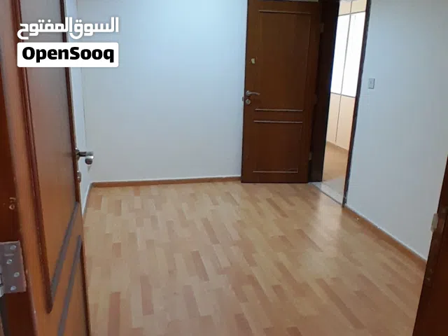 مكتب للايجار مساحه 50 متر مربع شارع مكه