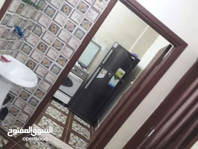 90 m2 3 Bedrooms Apartments for Rent in Zarqa Al Zawahra