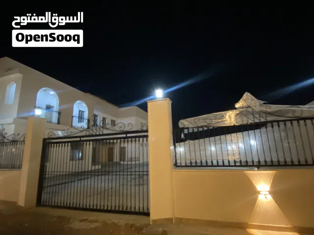 مجمّع تعليمي / إداري متكامل (جديد)