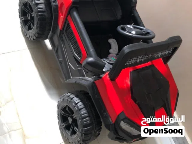 سيارة اطفال
