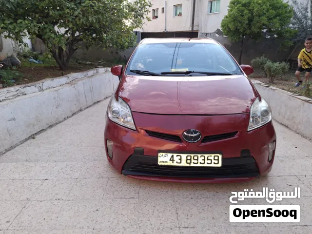2015 تويوتا بريوس Prius