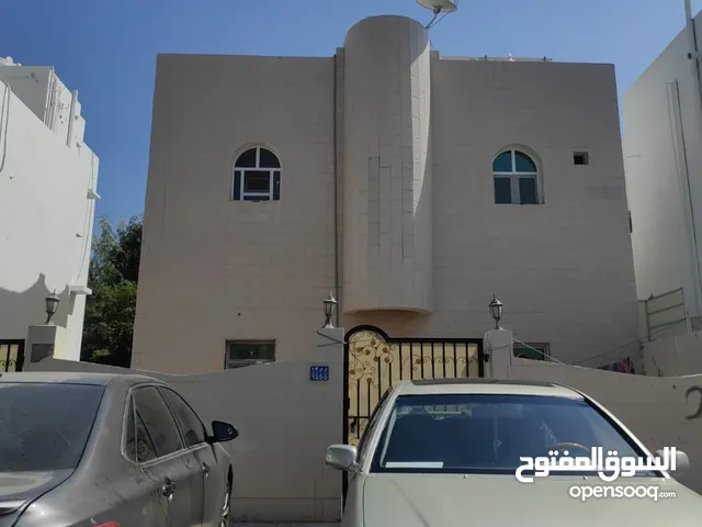 بناية للبيع في موقع ممتاز بالخوير بدخل شهري ممتاز بقيمة 100 الف فقط ويتوفر الكثير من الامتيازات
