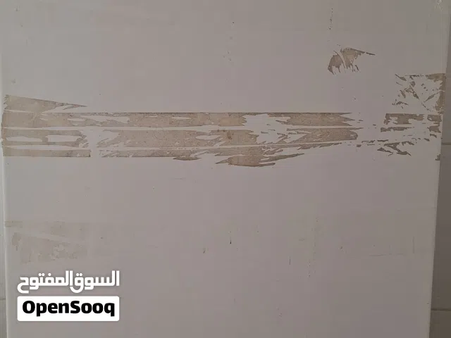 ثلاجة للبيع