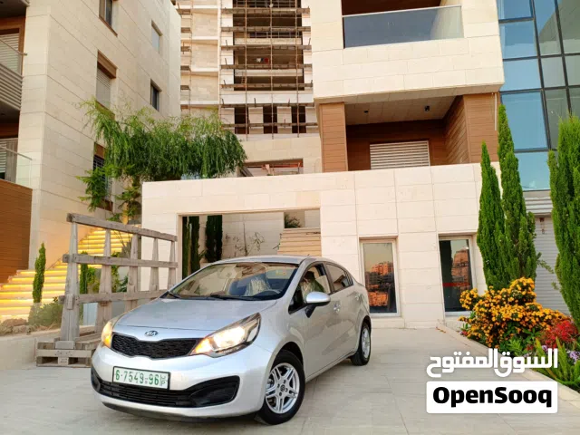 2015 كيا برايد Standard