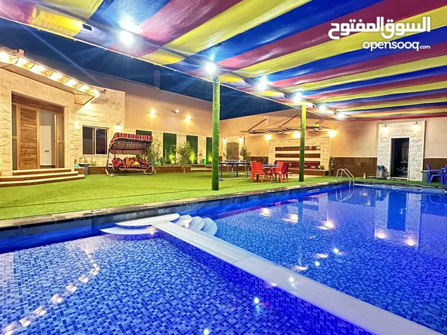 3 Bedrooms Chalet for Rent in Zarqa Sarout