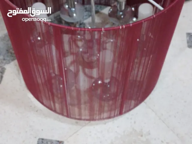 ثلاث ثريات بحالة الجديد