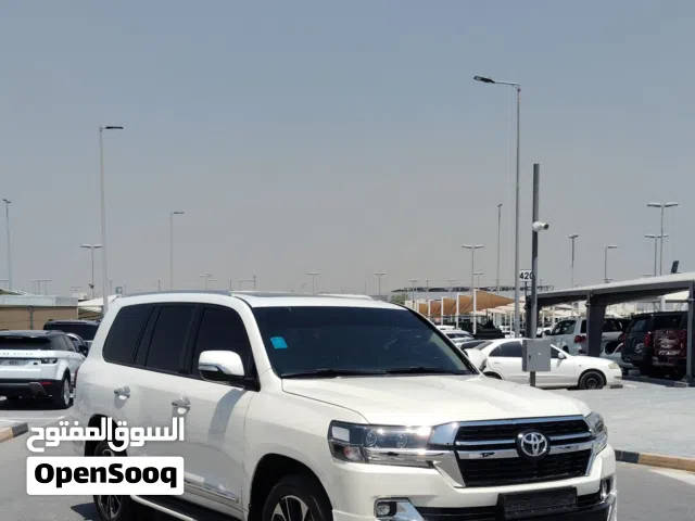 2011 تويوتا لاند كروزر GXR