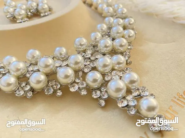 طقم عقد وحلق مميز وارد أمريكي