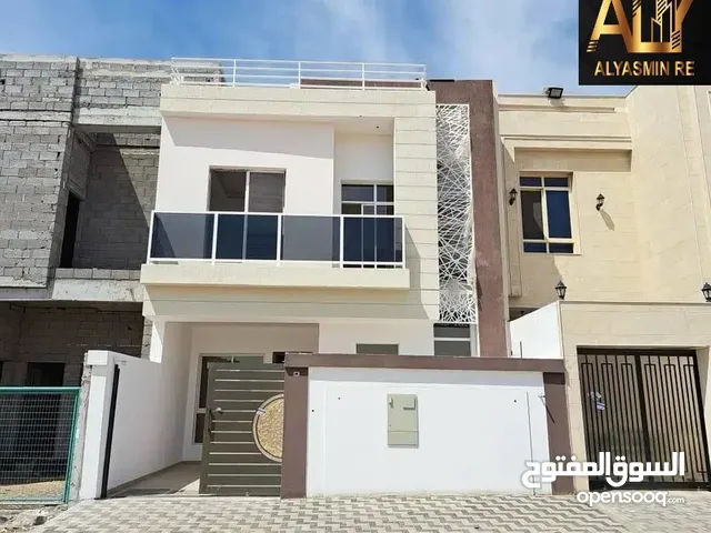 2500 ft 4 Bedrooms Villa for Sale in Ajman Al Yasmin