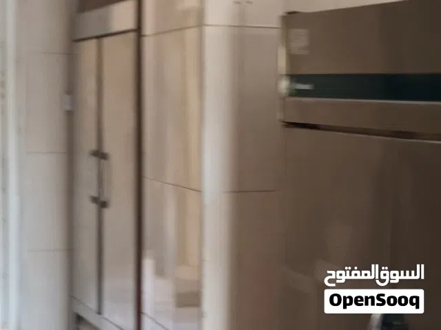 محل بالمهبولة للايجار بالمعدات مع دفع خلو 5 الاف بمكان سكني ممتاز نساحة 40 متر مربع وايجار 700 دك