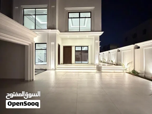 فيلا للبيع في ارقى مناطق الخوض بمساحة بناء 525م