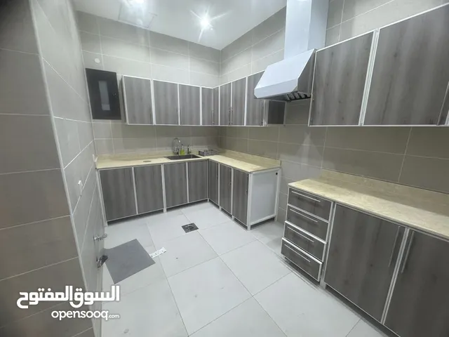 للإيجار شقه في الفنيطيس