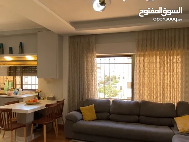 للبيع شقة دوبلكس فاخرة بمواصفات راقية في حي الكرسي عمّان