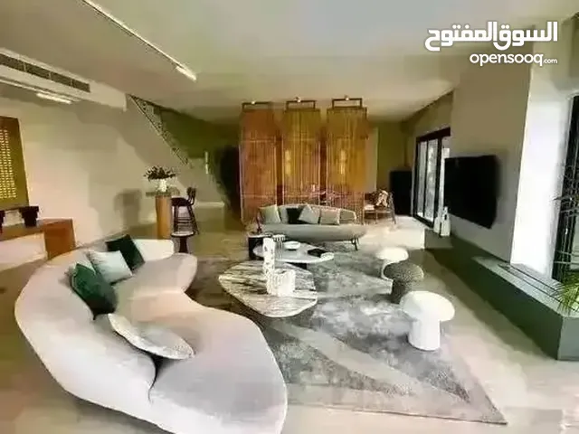 فيلا للبيعStand lone ف كومبوند البروج متشطبه استلام فوري