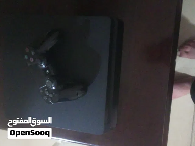 Play station 4  slim , with the console
