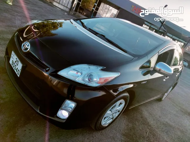 تويوتا بريوس 2010 مواصفات أوربية  مستخدم واحد فقط من الحرة  فحص 3 جيد وضربه خفيفه بدون اي ملاحظات
