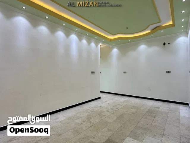 شقة حديثة للايـــجار  في البصرة - مناوي لجم