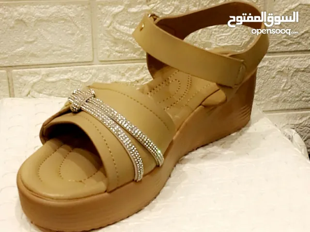 Beige Sandals in Sana'a