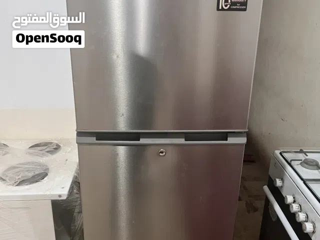 بوتاجاز وثلاجه.