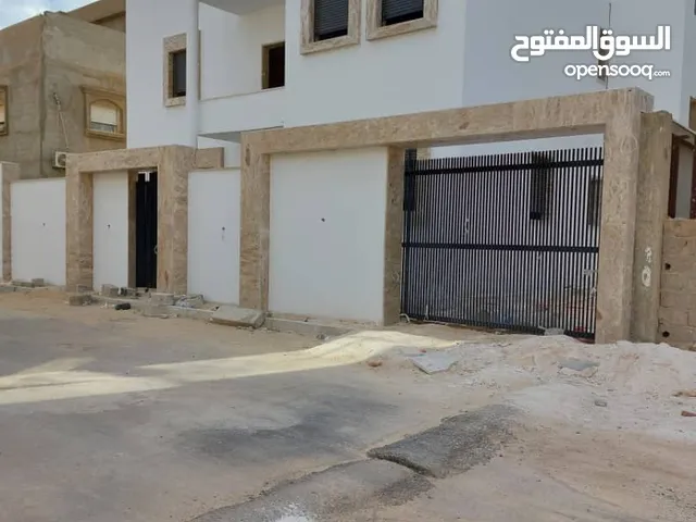 250 m2 More than 6 bedrooms Villa for Sale in Benghazi Hai Qatar