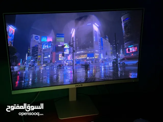 شاشة Devo و كيبورد Ducky و ماوس Devo