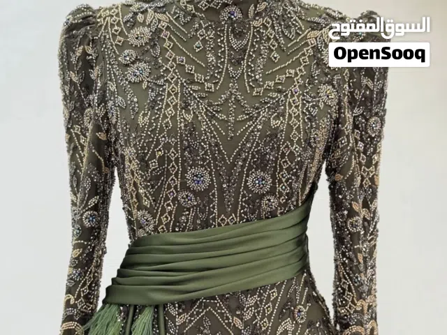 فستان راقي جديد من تركيا للبيع
