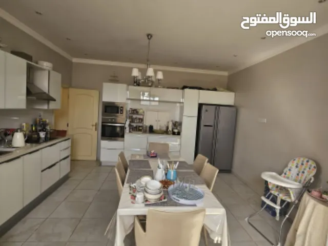 70 m2 5 Bedrooms Villa for Sale in Central Governorate Al-Bahair