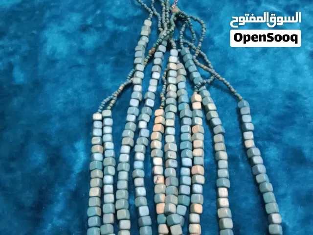 عقد قديم جدن للبيع