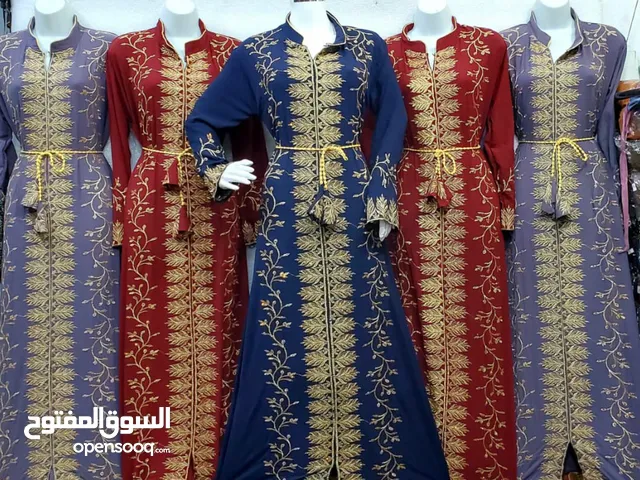 جلابيات نسائي مطرز تطريز يدوي ثقيل مفصص بشكل رووووعه كم طويل يهبببل وبسعر الجملة والكمية محدودة