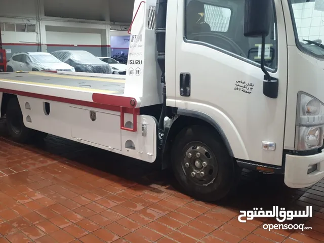 Tow Truck Isuzu 2024 in Kuwait City