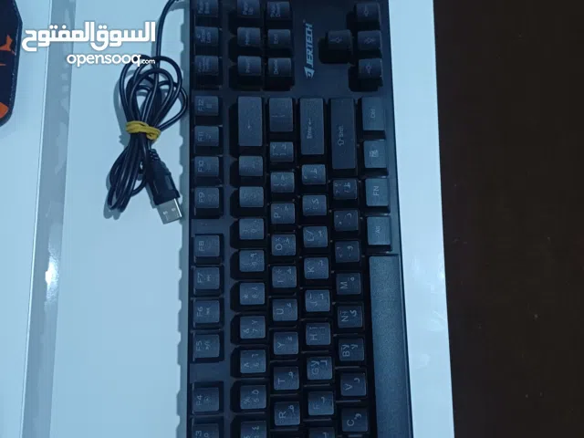 طقم الألعاب Jertech Victory CT4-01 هو مجموعة 4 في 1 اقتصادية مصممة للجيمرز، تت01-ertech Victory CT4