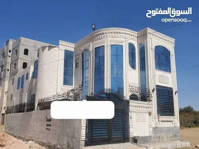 100 ft² 4 Bedrooms Townhouse for Sale in Sana'a Other