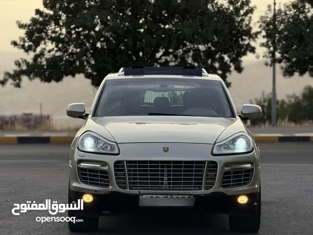 Porsche Cayenne S 2006 model golden color special edition top of the range for sale.