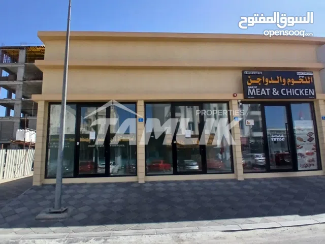 Showrooms for Rent in Amerat  REF 449GC