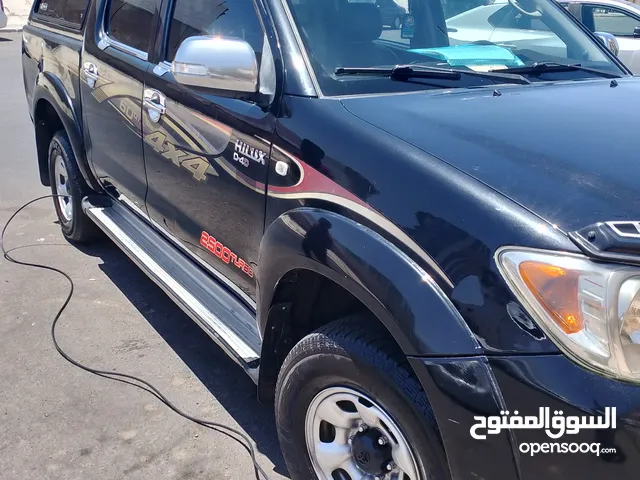 Used Toyota Hiace in Aqaba