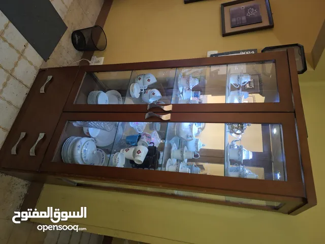 غرفه سفره كامله مودرن زان ( نيش + بوفيه + سفره + 6 كرسي ) للبيع. المكان مصر الجديدة .