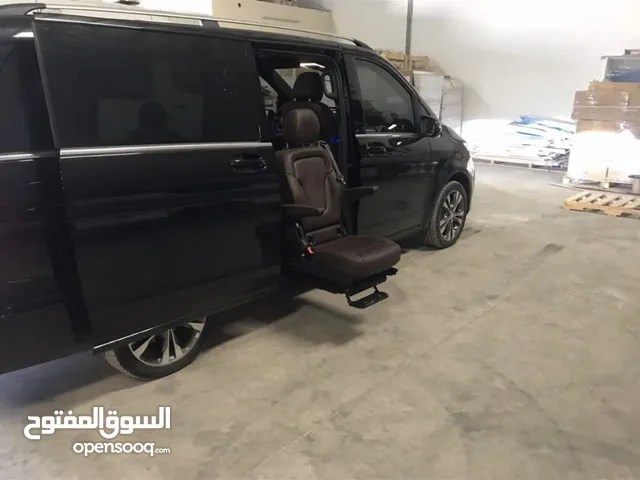 تجهيز وصيانة سيارات ذوي الهمم والاحتياجات الخاصة