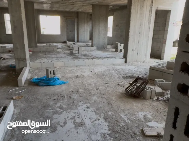 شقة عظم طابق ثاني