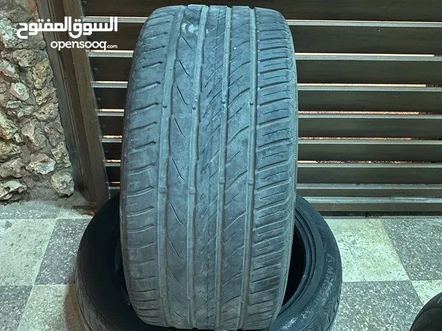 جوز اطارات حجم 275.40.20 Y للسرعات العاليه صنع روماني انتاج حديث