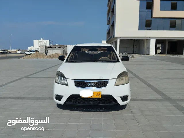 Used Kia Rio in Dhofar