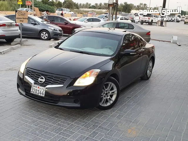 For sale Nissan Altima coupe sports Bahrain